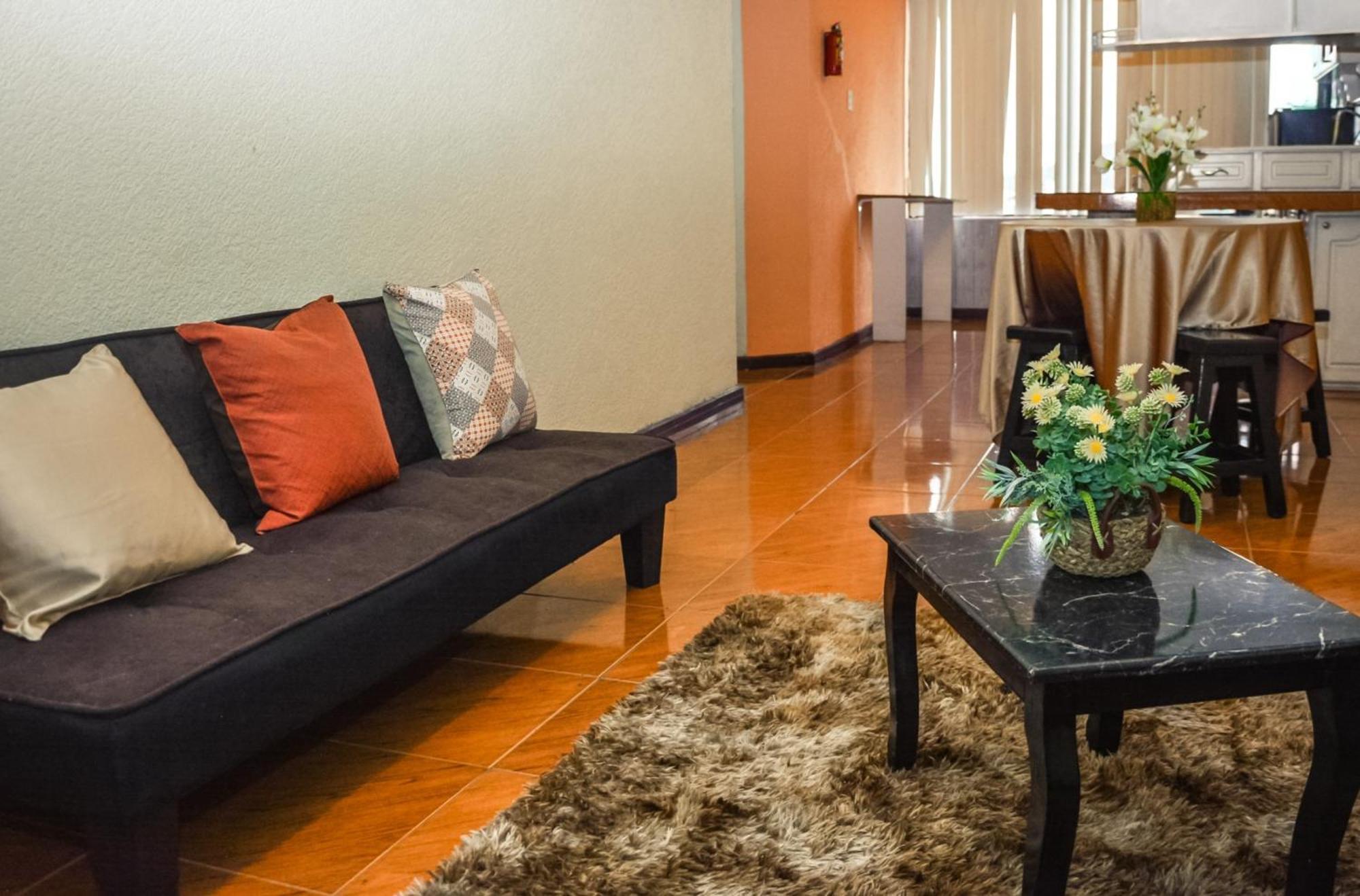 Miraflores Hotel 2*